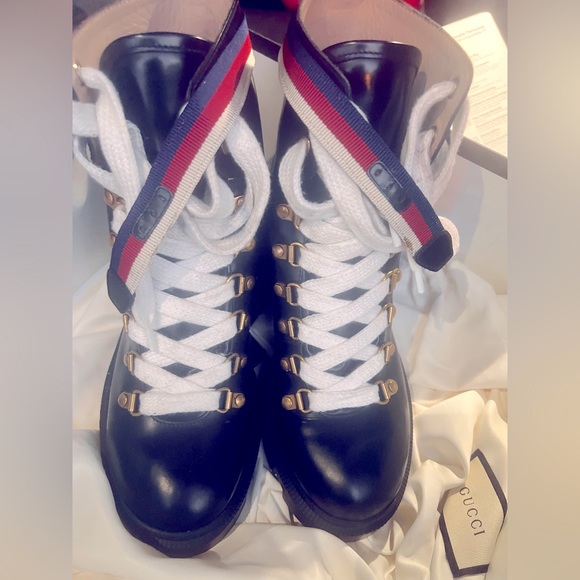 Authentic Gucci combat boots size 37.5 worn just a few times - Picture 1 of 2